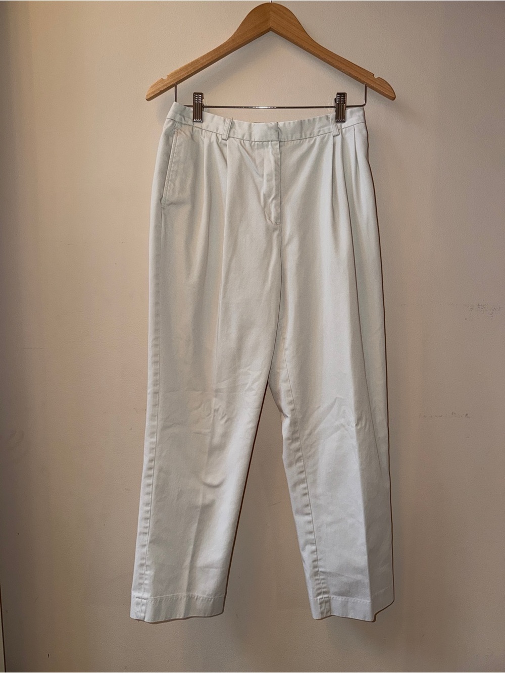 Lands' End Women’s Khaki Pleated Chino Trousers size 8P petite